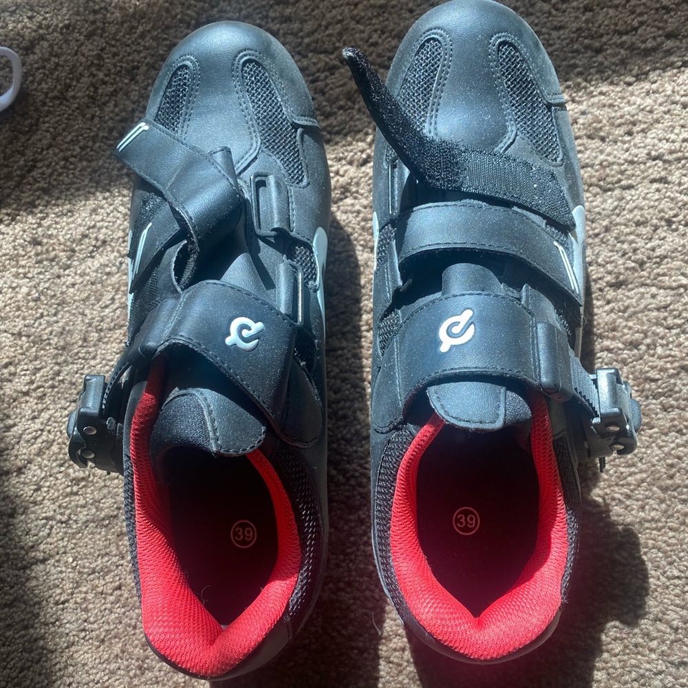 Peloton Cycling Shoes - Womens Size 8.5 BRAND NEW